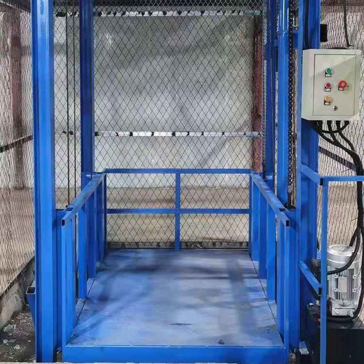 導軌式升降機